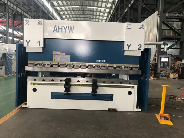 China AHYW Yawei made PBH 125t3m 5 AXIS CNC PRESS brakes DELEM DA52S