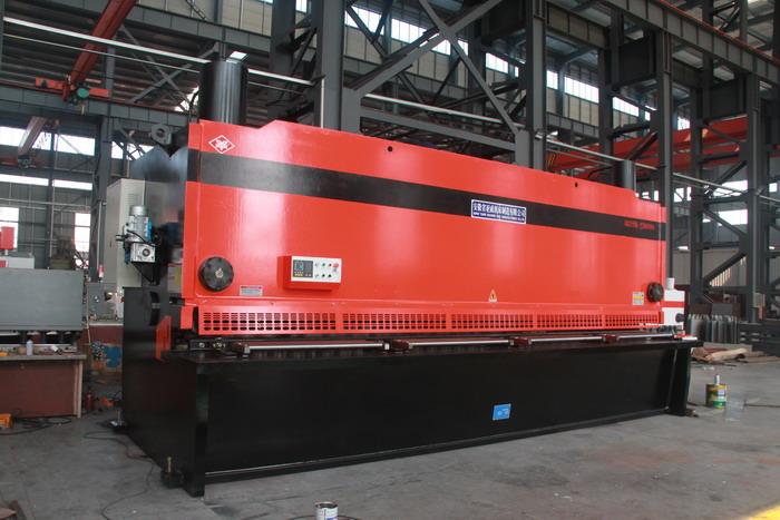 AHYW Yawei HGS CNC 25mm thick sheet metal guillotine shears 6m cutting machine china manufactures suppliers